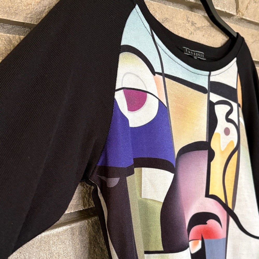Abstract Colorblock Bell-Sleeve Top - Picture 5 of 10
